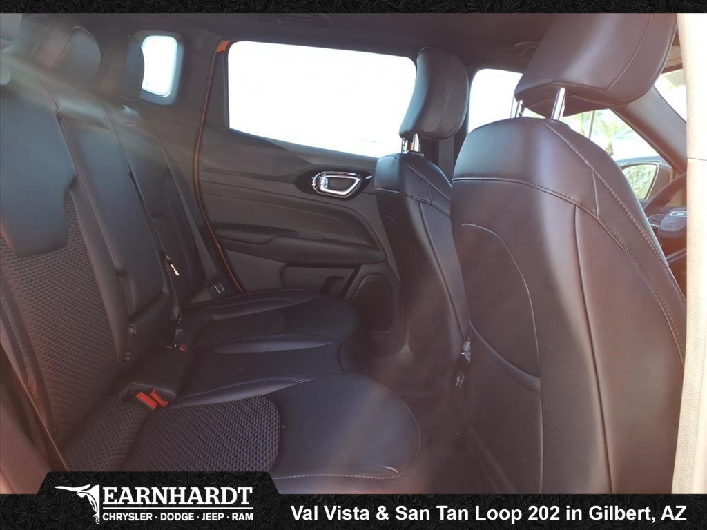New 2026 Joose Exterior Paint Jeep Latitude Altitude image 9
