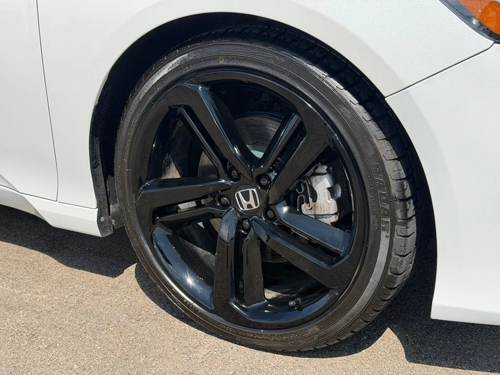 Used 2021 White Honda Sport image 27