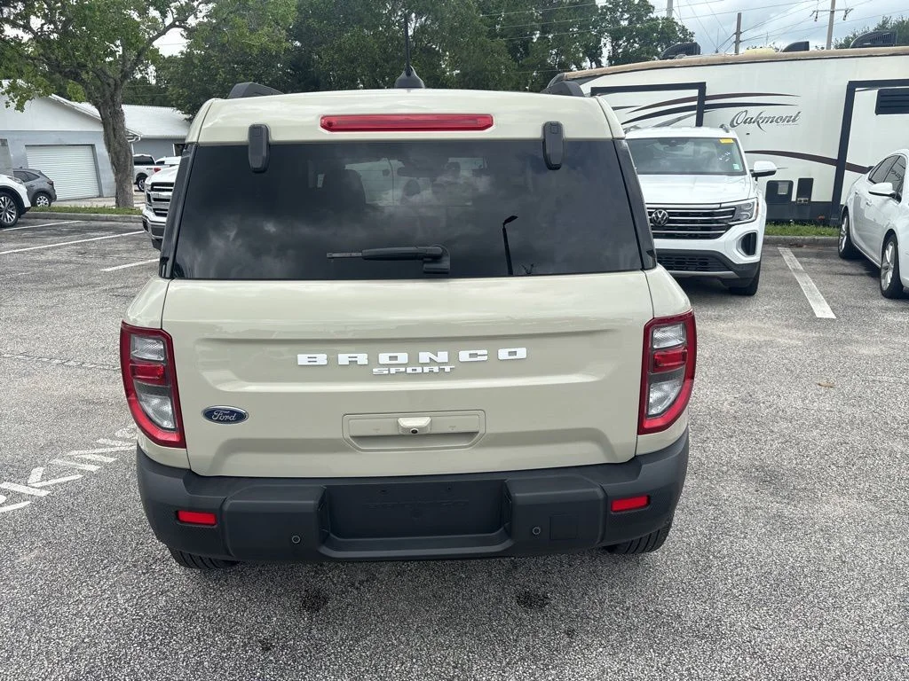 Used 2025 Beige Ford Big Bend image 4