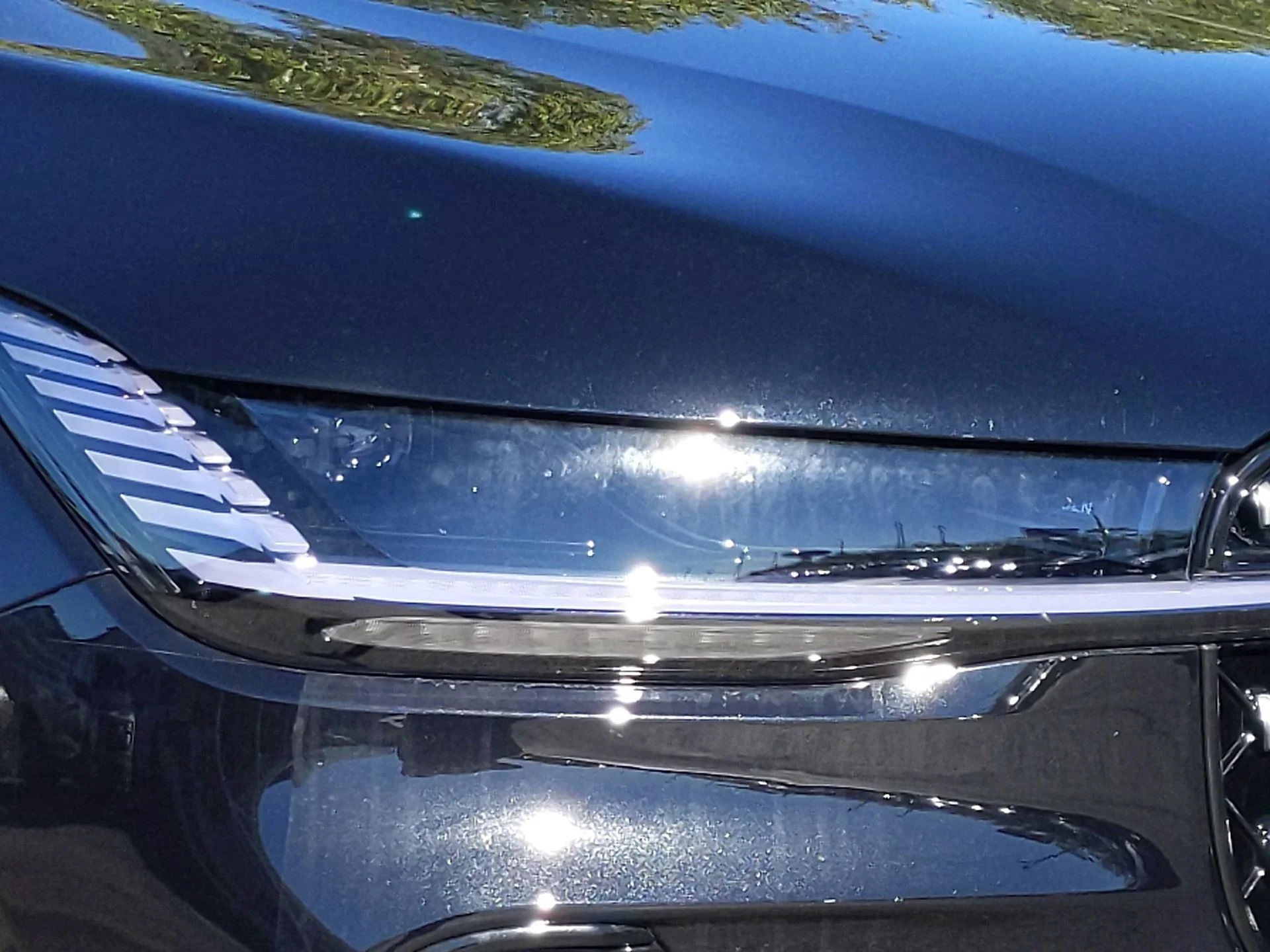 Used 2024 Infinite Black Metallic Clearcoat Lincoln Reserve image 7