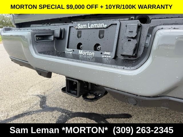 New 2026 Ceramic Gray Clear-Coat Exterior Paint Ram Laramie image 19