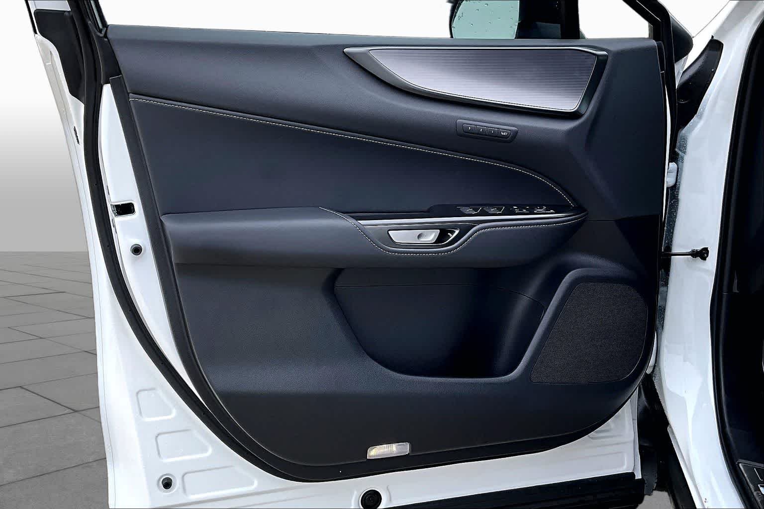 2026 Lexus NX 450h+ F-Sport - Photo 10
