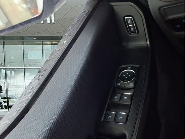 Used 2022 White Ford XL image 29