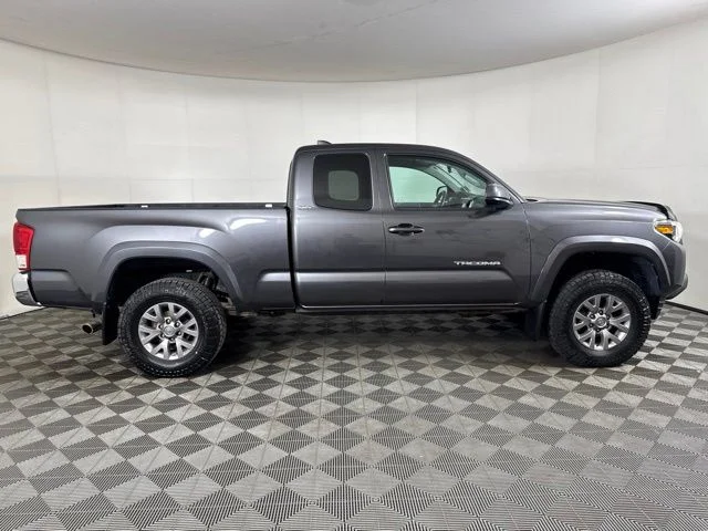 Used 2019 Gray Toyota SR5 image 2