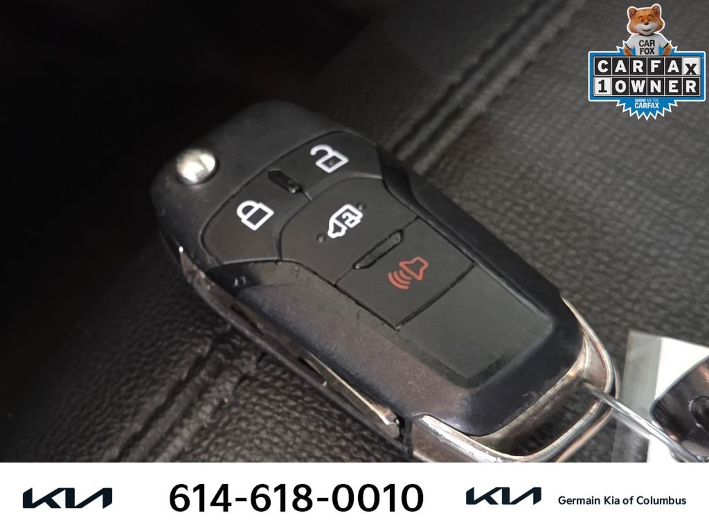 Used 2022 White Ford XL image 34