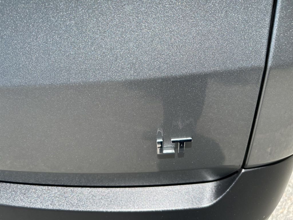 Used 2023 Gray Chevrolet LT image 10