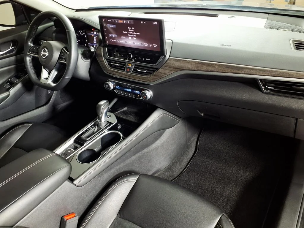 Used 2024 Gray Nissan 2.5 SL image 12