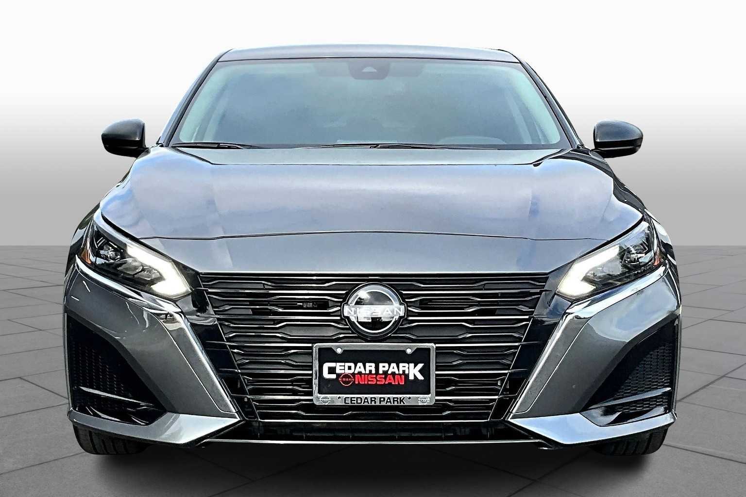 Used 2025 Gun Metallic Nissan S image 3