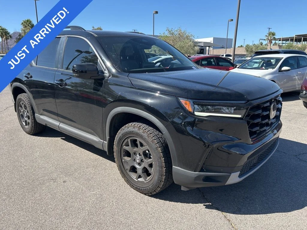 2025 Honda Pilot TrailSport - Photo 2