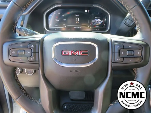 Used 2025 White GMC AT4 image 40