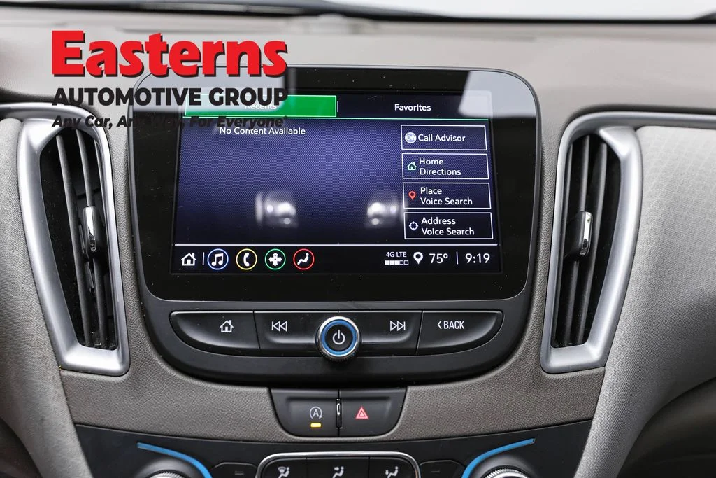 Used 2025 Blue Chevrolet LT image 19