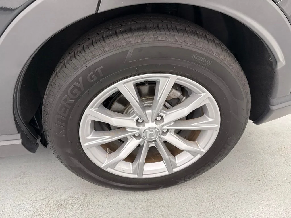 Used 2025 Silver Honda EX-L image 6