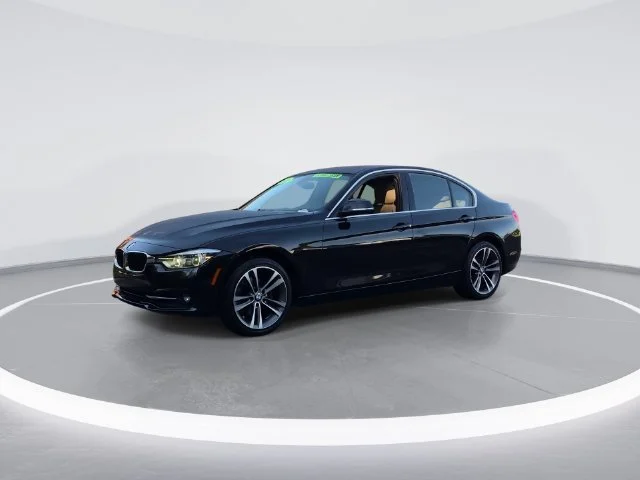 Used 2018 Black BMW 330i image 4