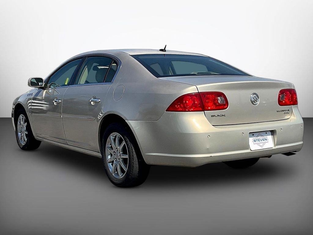 Used 2008 Gold Buick CXL image 4
