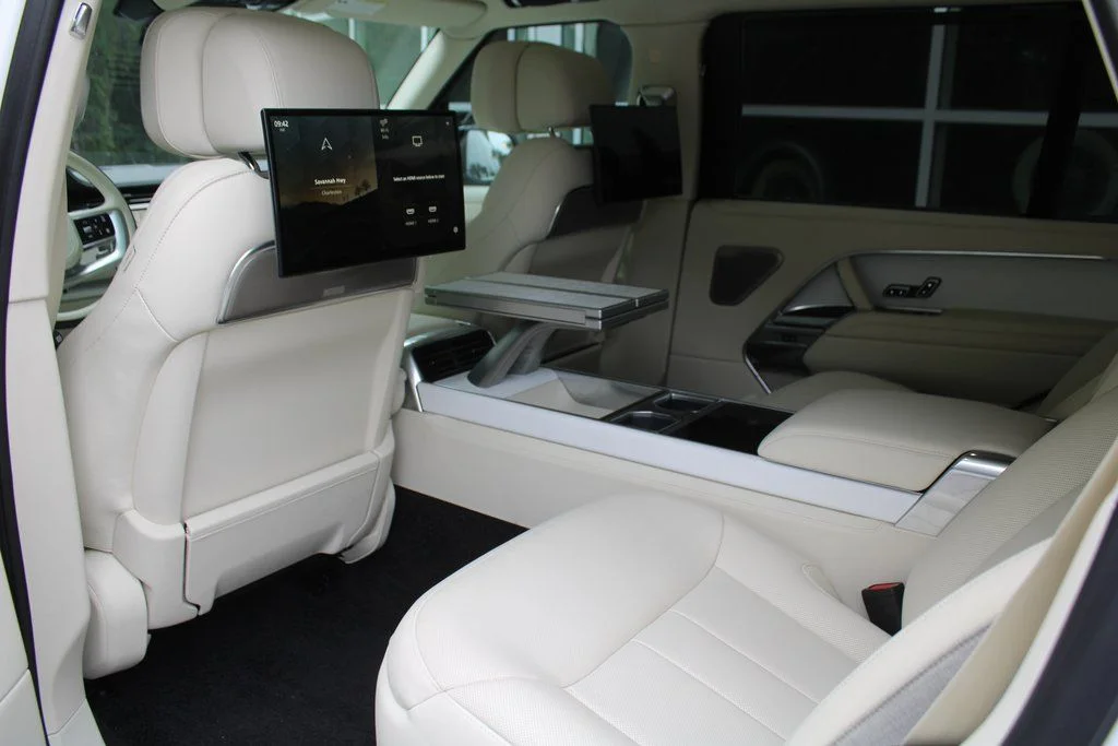 2024 Land Rover Range Rover SV - Photo 26