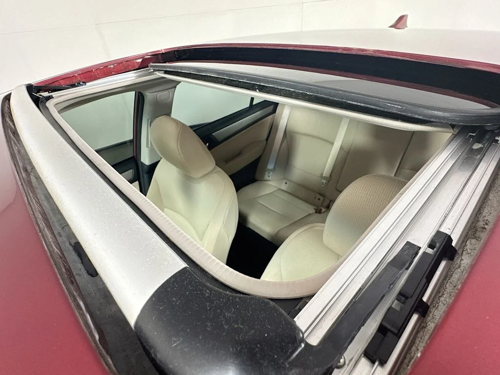 Used 2018 Red Subaru 2.5i image 26