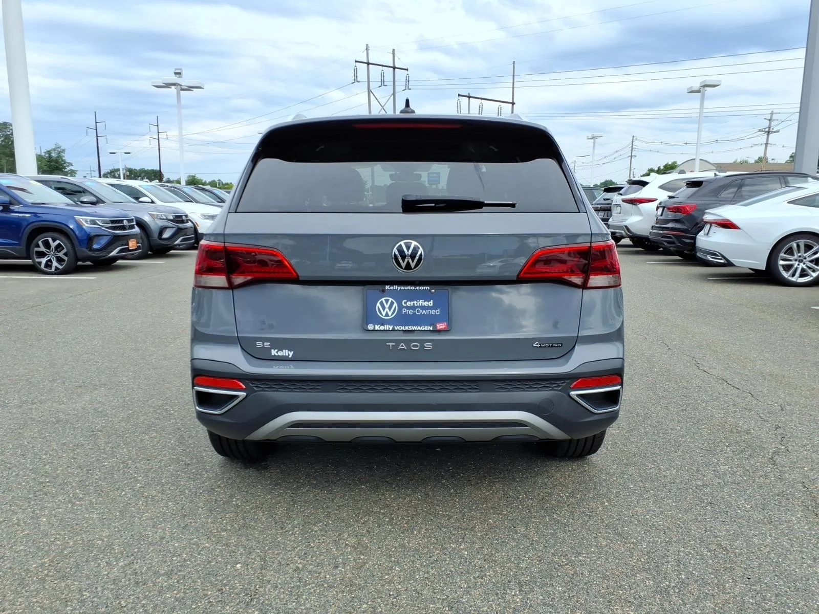 Certified Used 2023 Pure Gray Volkswagen SE image 6