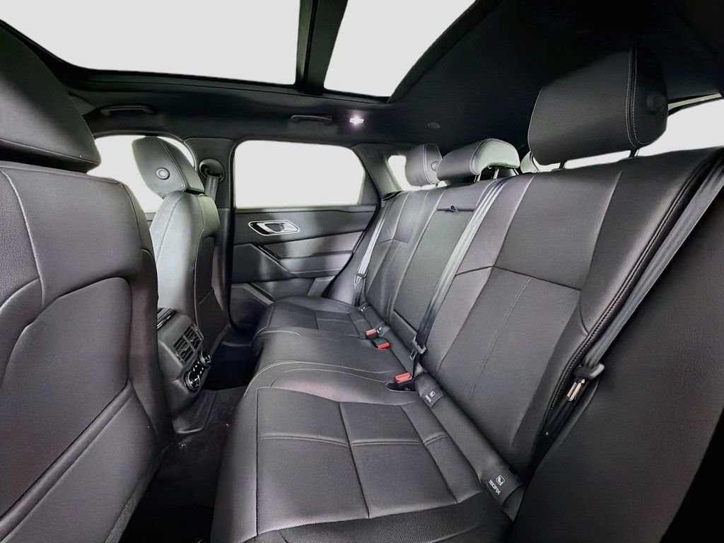 New 2026 Santorini Black Land Rover Belgravia Edition image 26
