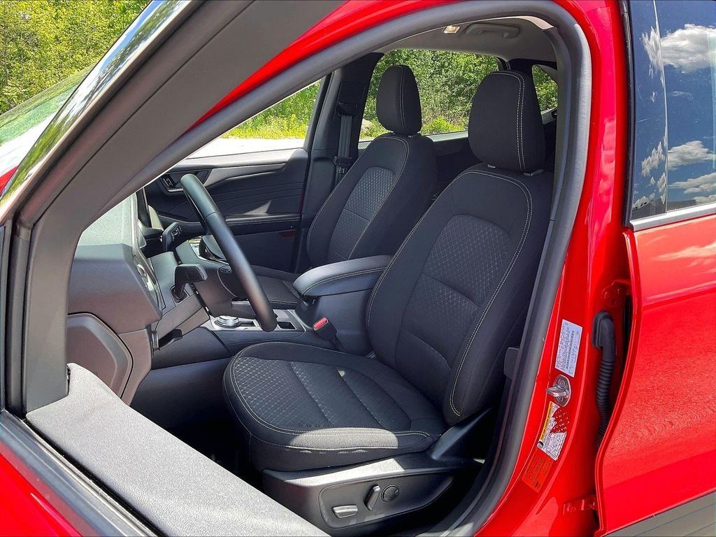 Used 2024 Race Red Ford Active image 9