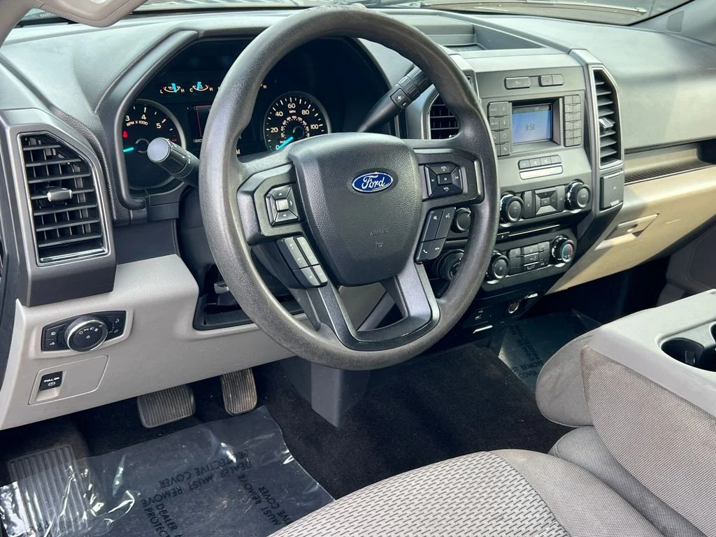 Used 2018 Black Ford XLT image 15