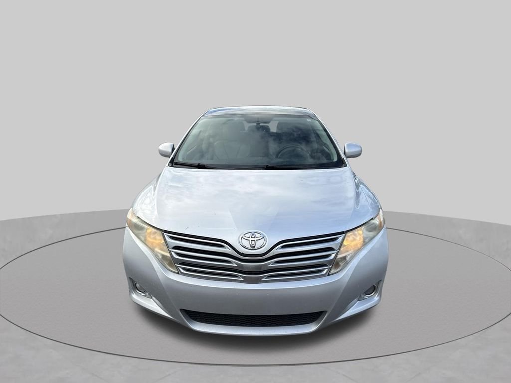 Used 2009 Silver Toyota Base image 11