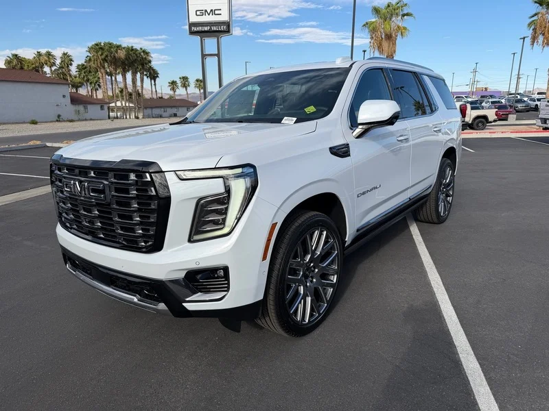 New 2026 Glacier White Tricoat GMC Denali Ultimate image 7