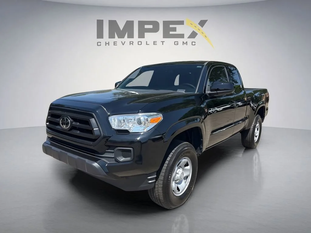 Used 2023  Toyota SR image 1
