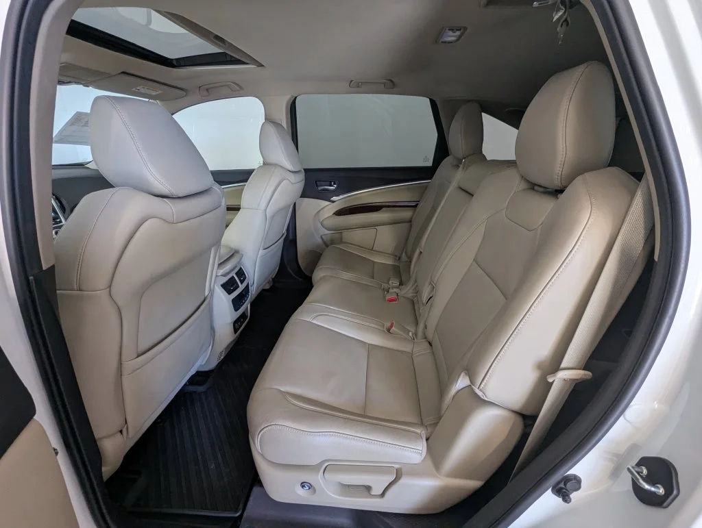 Certified Used 2018 White Acura 3.5L image 19