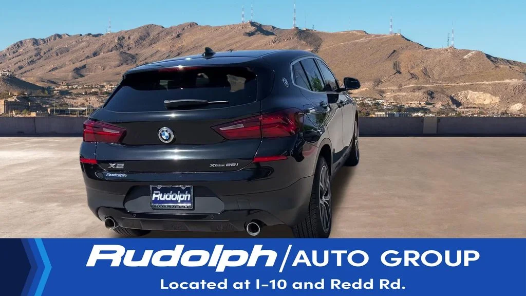 Used 2022 Black BMW xDrive28i image 4