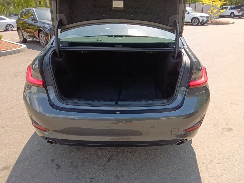 Used 2022 Mineral Grey Metallic BMW 330i xDrive image 26