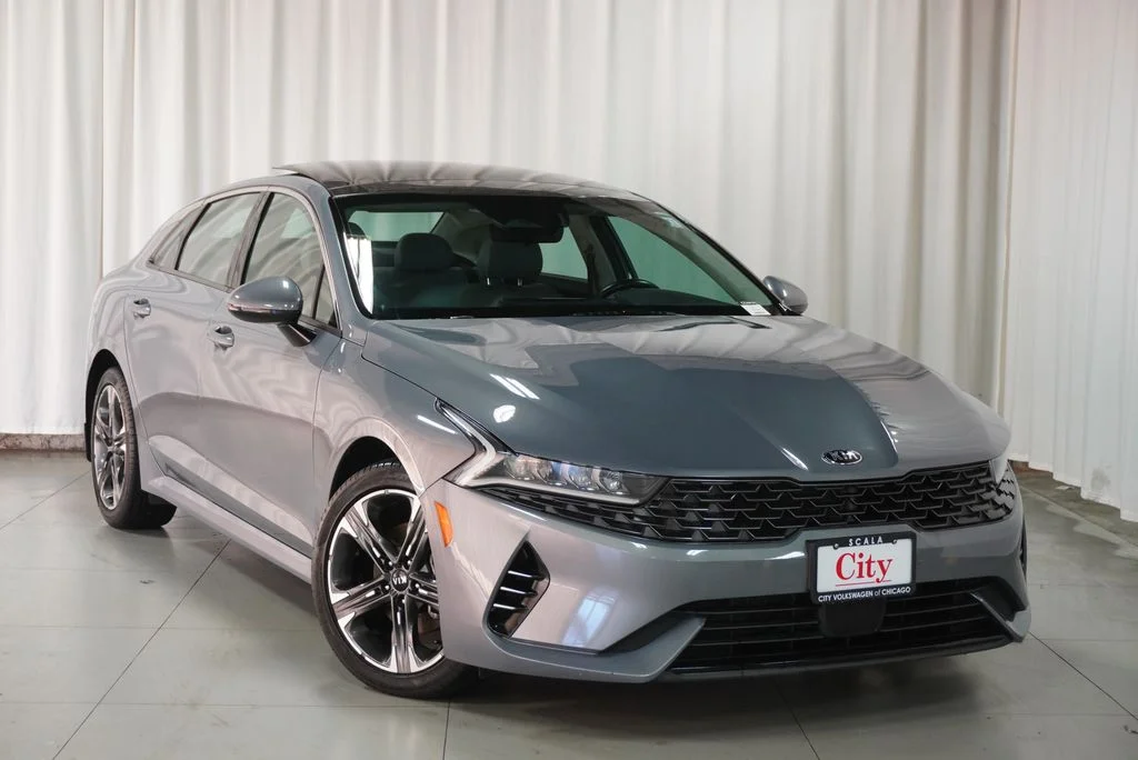 Used 2021 Everlasting Silver Kia EX image 7