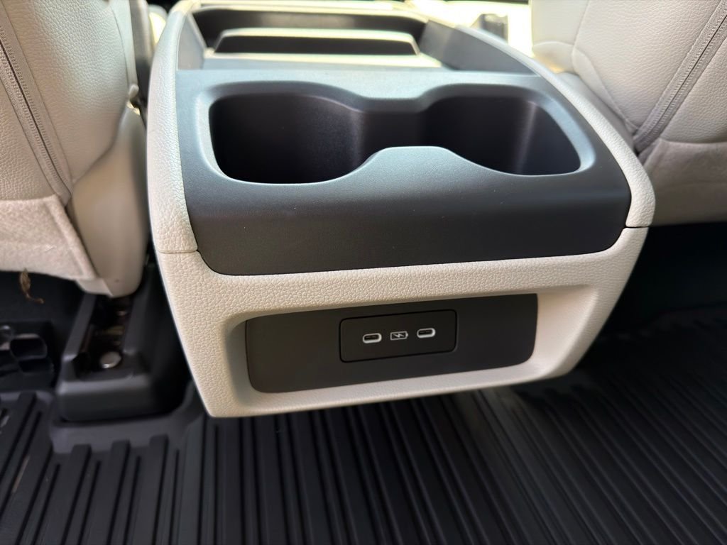 2025 Honda Odyssey EX-L - Photo 38