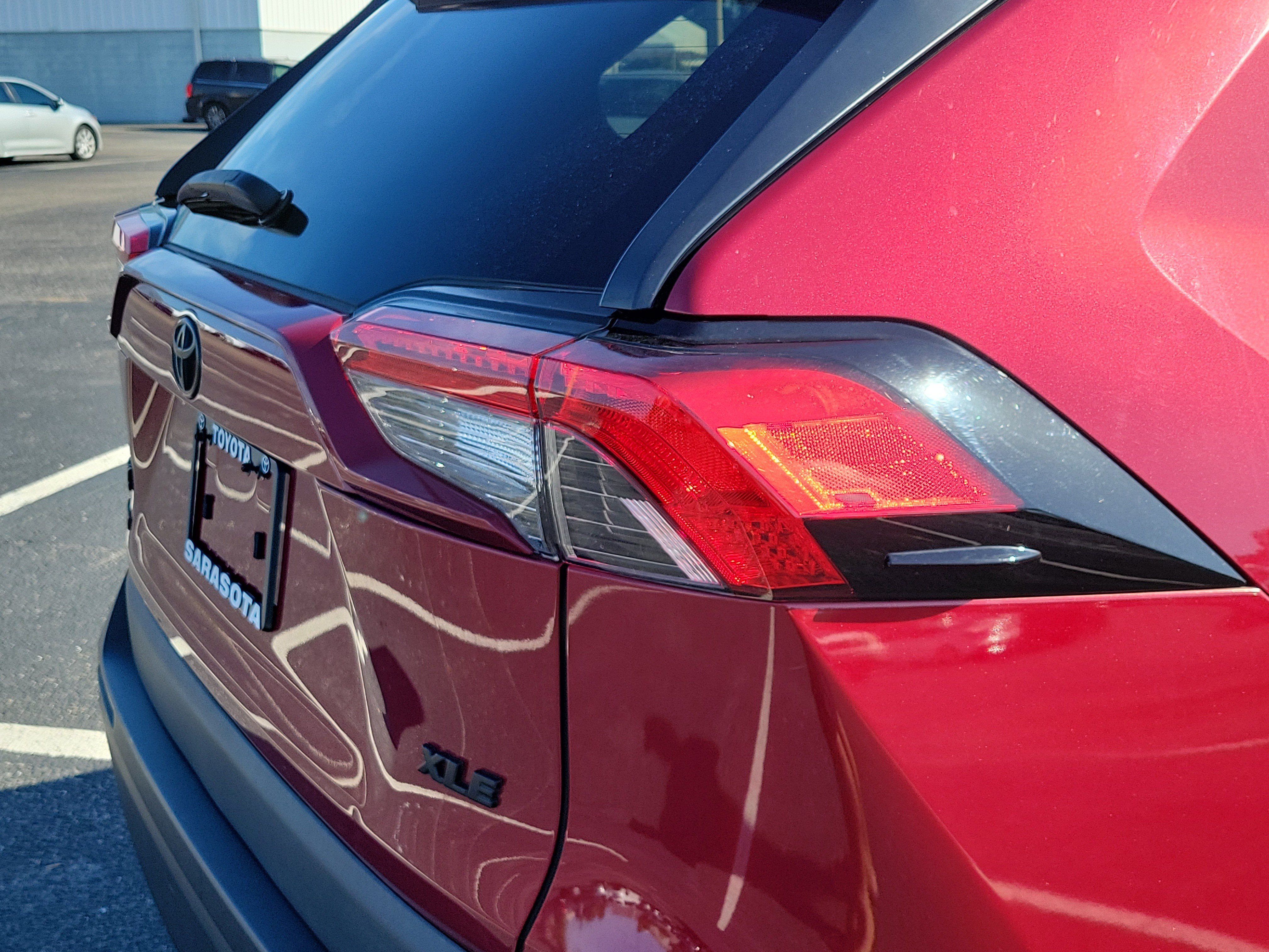 Used 2023 Pearl Toyota XLE image 10