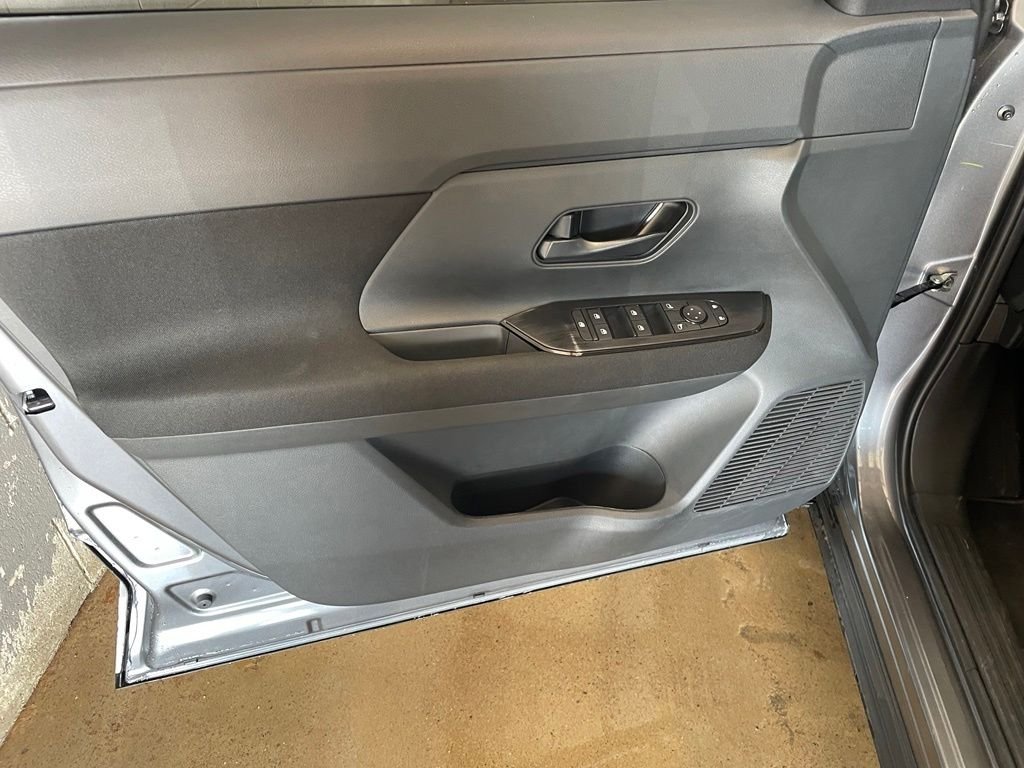 Used 2026 Gray Nissan S image 9