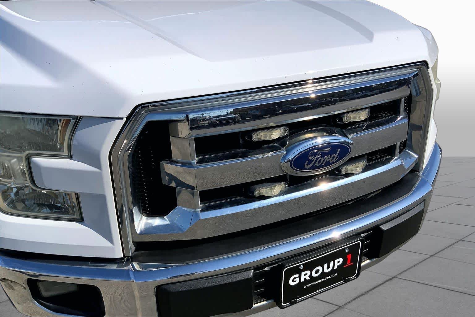 Used 2015 Oxford White Ford XLT image 28