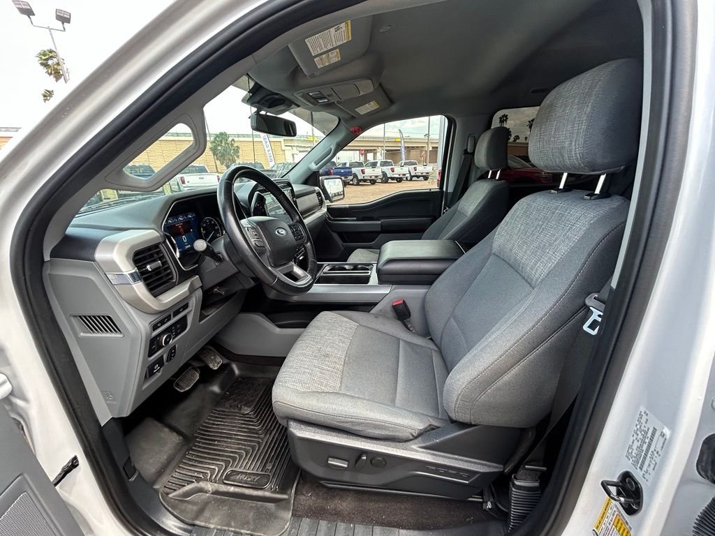 Used 2022 White Ford XLT image 12