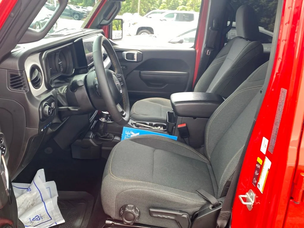Used 2024 Red Jeep Sport S 4xe image 6
