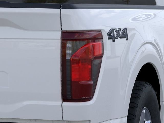 New 2026 Oxford White Ford XLT image 21
