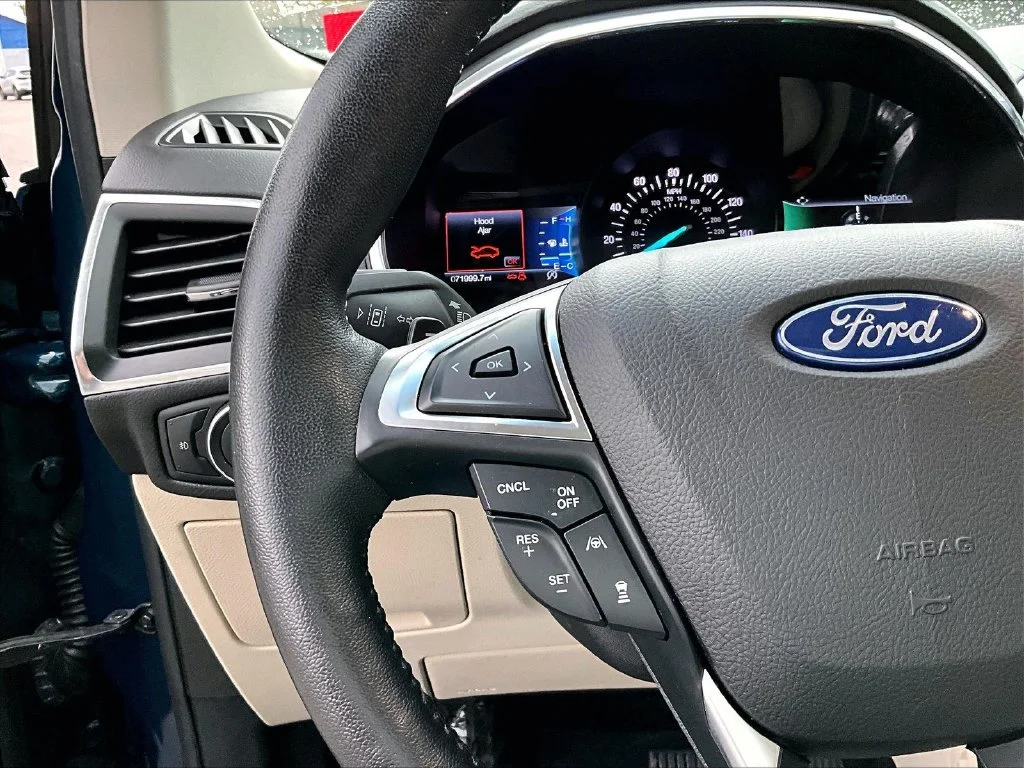 Used 2020 Green Metallic Ford Titanium image 23