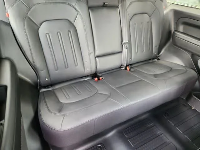 Used 2023 Gondwana Stone Metallic Land Rover X image 31