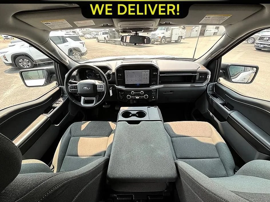 Used 2025 White Ford XLT image 13