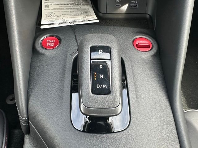 2025 Nissan Z NISMO - Photo 18