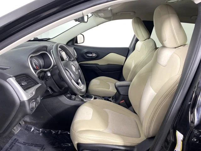 Used 2017 Black Jeep Sport image 13