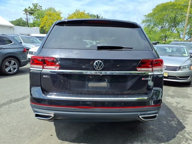 Used 2021 Black Volkswagen 2.0T SEL Premium image 7