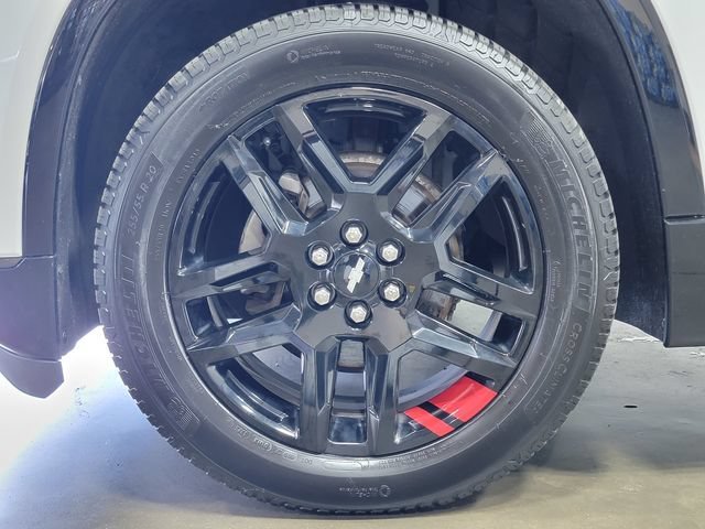 Used 2019 IRIDESCENT PEARL TRICOAT Chevrolet Premier image 10