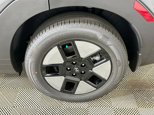 New 2026 Gray Hyundai SE image 20
