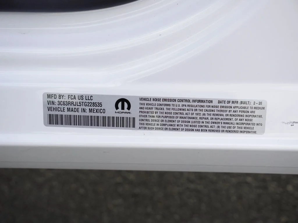 New 2026 Bright White Clear-Coat Exterior Paint RAM Laramie image 31