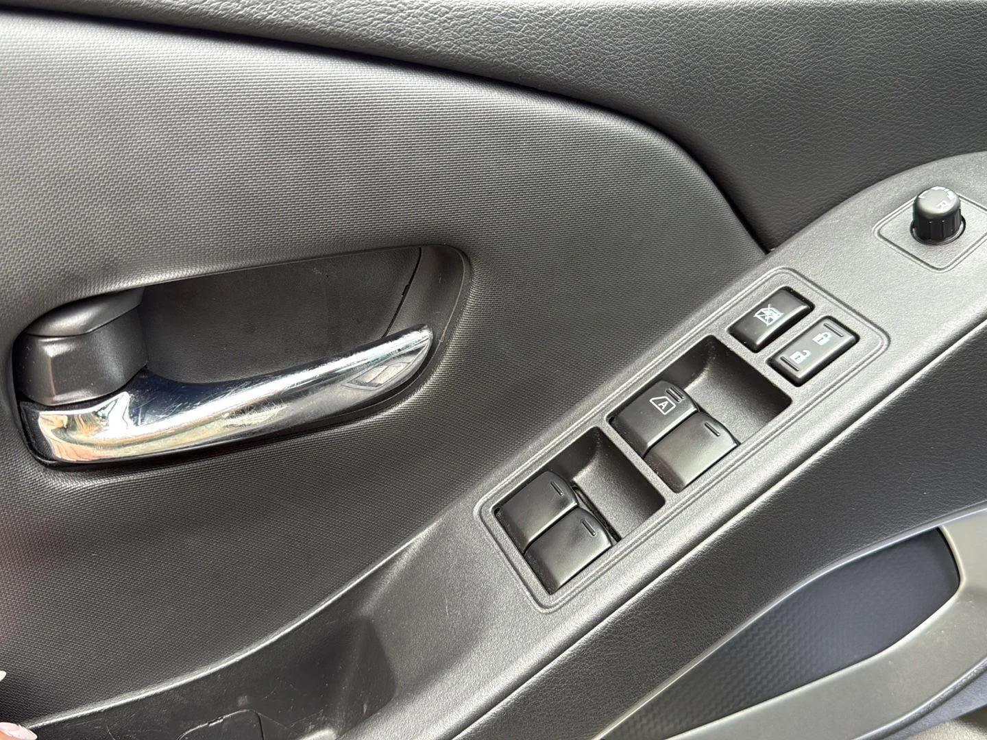 Certified Used 2024  Nissan SV image 19