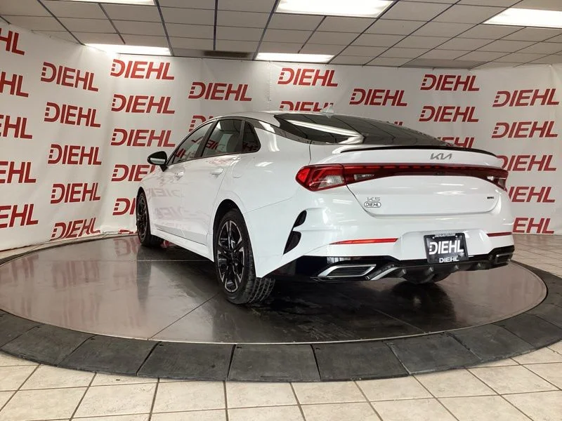 Used 2023 White Kia GT-Line image 5