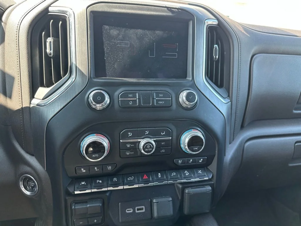 Used 2021 Gray GMC Denali image 7